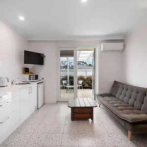 Western Airport Hotel Adelaide